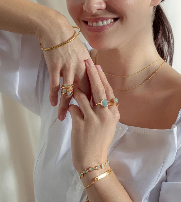 Clutch Cocktail Ring - Image 3