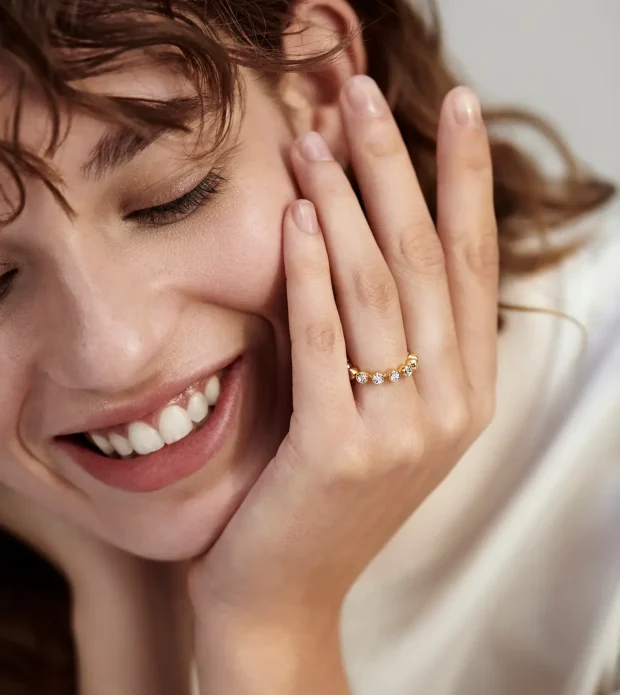 Many Diamonds Ring - Image 2